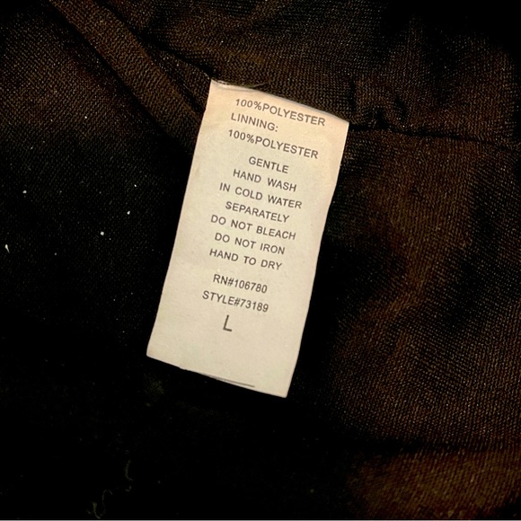 Beautiful Black Sequined Tank Top with Adjustable Straps - Ladies Size L - Picture 5 of 10